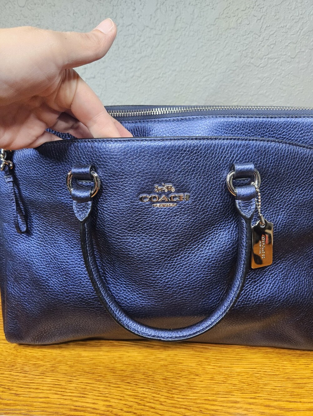 Coach Mia Satchel - Picture 3 of 15